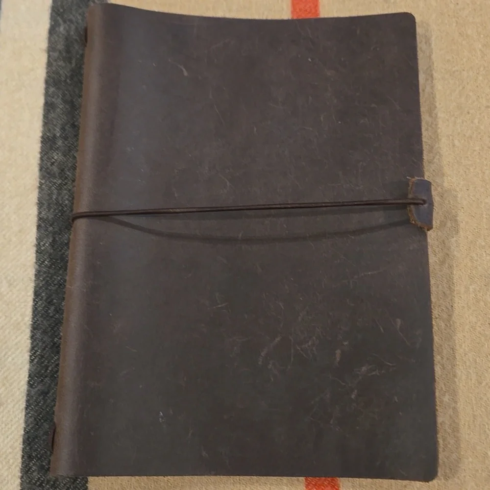 Brown Leather Writing Journal With Elastic leather Clasp NWOT Rare